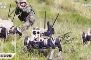 中国軍、台湾上陸を想定した実戦型軍事訓練に四足歩行ロボットを初投入！