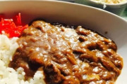 カレーの「ルー」の位置　右派45％　左派37.6％　その他･･･