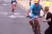 【動画】自転車「もうすぐゴールだ！うおおおおお！！」女さん「！！！」