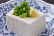「豆腐」でメシを食うの、不可能すぎる