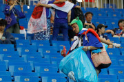 なぜ日本人は白人が見てたらサッカー場でゴミ拾いをして川やキャンプ場を汚すのか