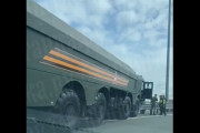 ロシア軍の「9K720 イスカンデル」がモスクワの高速道路で衝突事故！
