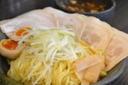 あえて「つけ麺」を食べる理由、見当たらない