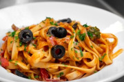 「パスタを食べると人は幸せになる」　　イタリアの大学が1500人以上を調査して判明