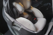 【悲報】ついき愛車にチャイルドシートを装着してしまうwwwww