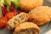 ３大ご飯に合わないオカズ「刺し身」「コロッケ」