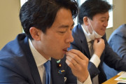 「オレ、今、食べてる」小泉進次郎が昆虫食