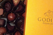 女さん「男性にあげるチョコはGODIVA一択　8割の男性はGODIVAを至上と思ってる」