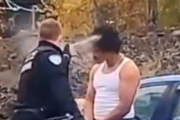 アメリカ人よ心配なかれ、カナダにもゴミ警官はいる。無抵抗な男に唐辛子スプレーをかけるカナダ警官。海外の反応
