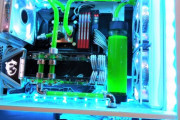 【画像】水冷パソコン、かっこよすぎるｗｗｗｗｗｗｗｗｗｗ