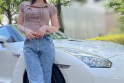【画像】セクシー女優さんが所有してる車ｗｗｗｗｗｗｗｗｗｗｗ