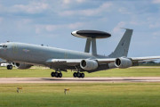 運用限界に達したコンドルAWACS更新用、チリ空軍が英国から中古E-3Dを3機取得