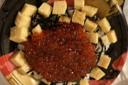 福岡市のスーパーで1000円のイクラ丼wwwwwwww