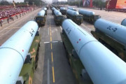 中国人民軍、最新兵器を公開。日米韓の防衛システムで防衛不可能な兵器がずらり  10/02