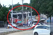 【動画】中国あるある、今度は2階建て商店が突然、崩壊！瓦礫と化す～！