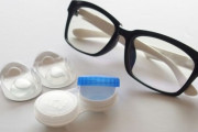 メガネがコンタクトに勝っていること「つけ外しが楽」しかない