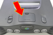 Nintendo64「拡張カードリッジ刺せば128bitマシンになります」