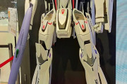 【画像】秋葉原にガンダムいたｗｗｗｗｗｗｗｗｗ