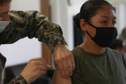 在日米軍で働く日本人を含む従業員約2万6000人にワクチン接種…米軍が費用負担！