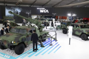 軽量自走砲、無人機プラットホーム…好調の韓国防衛産業展「KADEX2024」が開催！