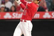 大谷翔平3試合ぶり26号ソロ！8回に剛球右腕から豪快追撃弾「2番・DH」スタメン出場 #MLB |  30本は堅い  |  今年はジャッジだな。。この時点で46本もホームラン打っていて、