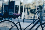 自転車「安いです。運動になります。環境にいいです。」　←お前らが乗らない理由