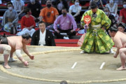元横綱・北の富士、白鵬にブチギレ！「やっていいことと悪いことある」「44回も優勝してもまだあのように汚い手段で優勝したいの？」こんな横綱みたことない