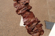 サービスエリアで売ってる牛肉の串焼きについて