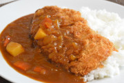 カツカレーという意味不明の食べ物