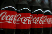 コカ・コーラ、甘味料に「本物のサトウキビ糖」を使うことに　トランプ大統領の働きかけにより