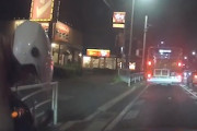 【動画】横浜の国道1号でスクーターに当て逃げされてしまうドラレコ。