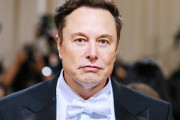 「AI開発を一度止めるべき」イーロン・マスクなど1000人が呼びかけ！安全性に関する共通規範を確立させる必要性訴える