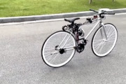 【天才】中国の若者が趣味で自作した自動運転の自転車がすごい動画。