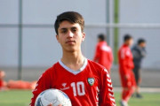 【訃報】アフガニスタン代表のサッカー少年、タリバンから逃げるために米軍機にしがみつき、落下して死去…