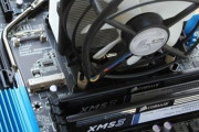 マザーボードの最大搭載メモリが64GBでスロットが4つしかないのに8GBx2を買う人って将来どうするつもりなの？