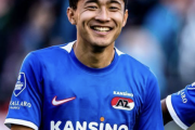 「左足で決めたのは初めて」鮮烈ゴラッソの菅原由勢が語る、AZ首位躍進の理由と自身の役割。前田との“元名古屋対決”には「直輝君のほうがファンが多いんで…」