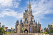 東京ディズニーランド＆シー、ジェンダー中立を意識して「レディース・アンド・ジェントルメン」を廃止に・・・