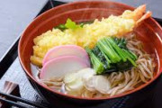 【悲報】年越し蕎麦さん「かけそば」派が75.6％「ざるそば」派、涙目絶望のドン底に…orz