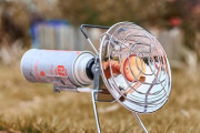 春キャンプの寒さを克服！北海道で愛される820gのガスヒーター