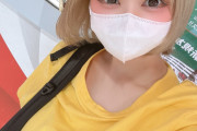 負けすぎてヨレヨレの服を着ているでちゃう！演者さん、ファンが心配して服を買ってくる