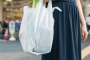 【朗報】スーパー経営者「レジ袋5円？ウチは無料にしますよ。お客様からの評判も良く売上伸びました」
