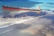 日本の貨物船が重油漏れ　モーリシャスが緊急事態宣言[韓国ネット民]世界規模に迷惑をかける国だな。日本といい、中国といい、こんな国に囲まれた韓国は大変に気の毒である