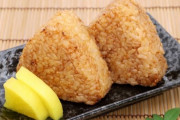 食べる前の「うまそ～?」と食べた後の「そうでもないな…」の乖離が一番大きい食べ物
