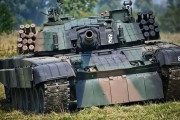 ポーランド、ウクライナに戦車60両を追加供与へ…うち30両はPT-91戦車「トファルディ」！