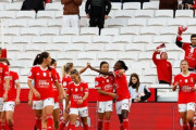 プロサッカー史上初！ポルトガル女子サッカーでホワイトカード提示