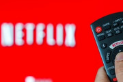 Netflix(月額1200円)←これ