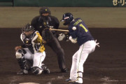 藤浪、山田哲人に死球　インコースへ3球すっぽ抜ける
