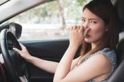 車の空調から出る風が生臭いんやが・・・・・