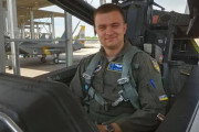 F-16戦闘機パイロットのアレクセイ・メス中佐に、死後ウクライナ英雄の称号を授与！