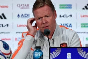 オランダ代表32強敗退、クーマン監督が戦術批判に反論「後からなら誰でも言える」「これ以上興味はない」